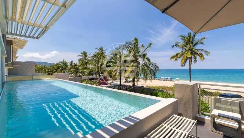 Experience the 3 Bedrooms Pinnacle of Luxury Living at Beachfront Penthouse